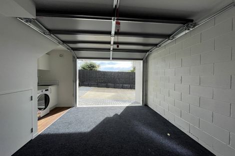 Photo of property in 4/5 Dellwood Avenue, Henderson, Auckland, 0612