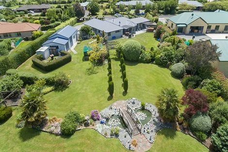 Photo of property in 10 Kenwyn Drive, Carterton, 5713