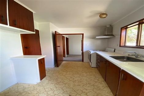 Photo of property in 2/107 Donovan Street, Blockhouse Bay, Auckland, 0600