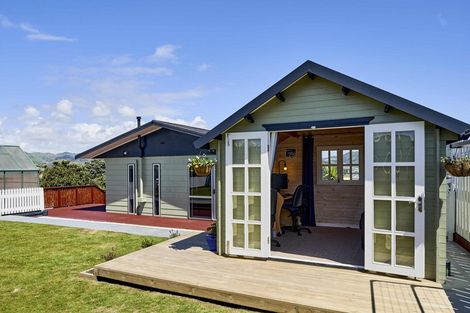 Photo of property in 25 Clipper Street, Titahi Bay, Porirua, 5022