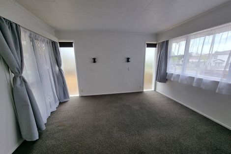 Photo of property in 19 Gossamer Drive, Pakuranga Heights, Auckland, 2010