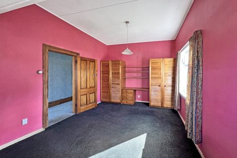 Photo of property in 35 Riddlers Crescent, Petone, Lower Hutt, 5012