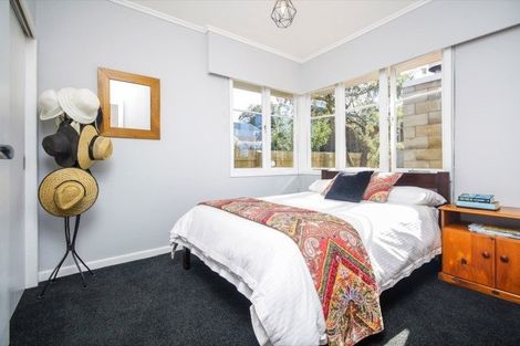 Photo of property in 12 Maui Street, New Lynn, Auckland, 0600
