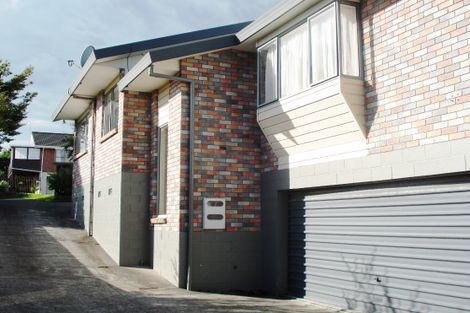 Photo of property in 1/99 Evelyn Road, Cockle Bay, Auckland, 2014