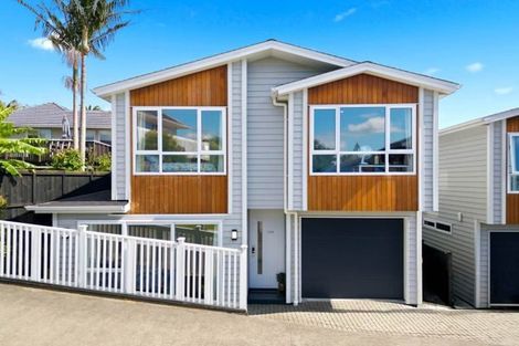 Photo of property in 123a Forrest Hill Road, Forrest Hill, Auckland, 0620