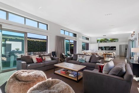 Photo of property in 44 Kelliher Drive, Wanaka, 9305