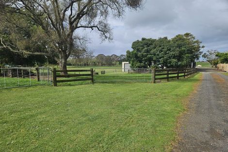 Photo of property in 391 Waiuku-otaua Road, Waiuku, 2682