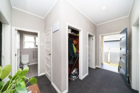 Photo of property in 43 Millar Street, Terrace End, Palmerston North, 4410
