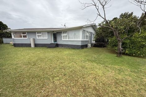 Photo of property in 3 Chisholm Place, Mangere East, Auckland, 2024