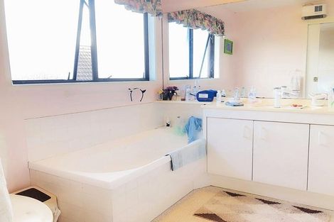 Photo of property in 2/6 Mission View Drive, Northpark, Auckland, 2013