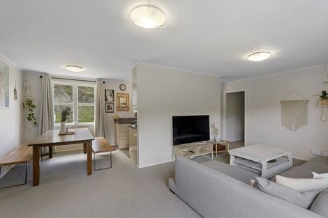 Photo of property in 2 Amos Way, Kingston, Wellington, 6021