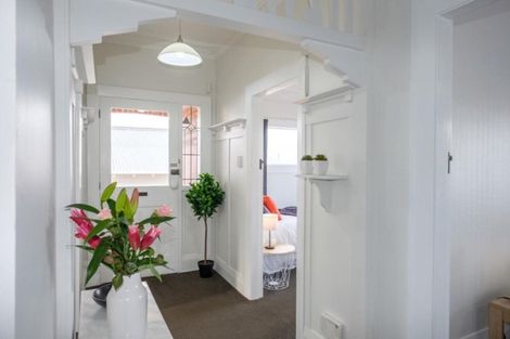 Photo of property in 15 Wills Street, Balaclava, Dunedin, 9011