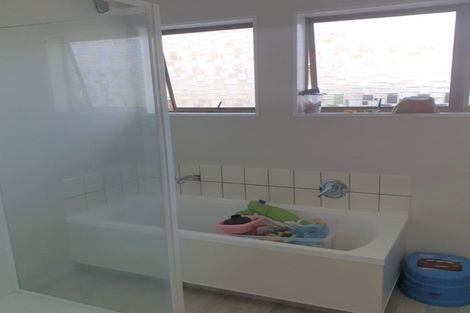 Photo of property in 20 Norfolk Rise, Waiuku, 2123