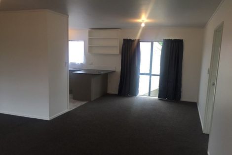 Photo of property in 2/139 Clevedon Road, Papakura, 2110