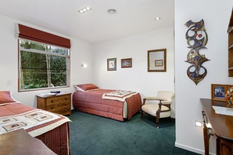 Photo of property in 33 Sylvan Way, Silverstream, Upper Hutt, 5019