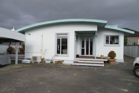 Photo of property in 8 Fergusson Street, Waterloo, Lower Hutt, 5011