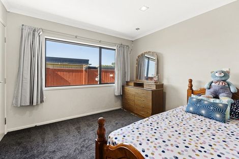 Photo of property in 5d James Drive, Bell Block, New Plymouth, 4312