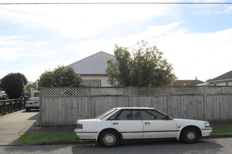 Photo of property in 13 Hall Crescent, Epuni, Lower Hutt, 5011