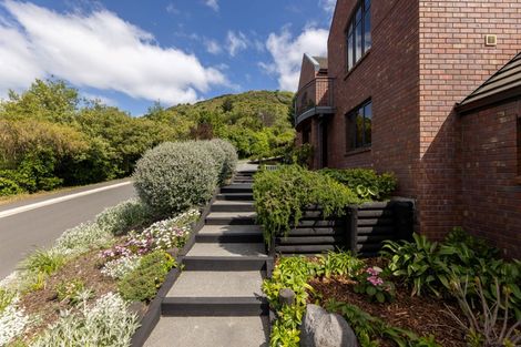 Photo of property in 2 Emerald Lane, Cashmere, Christchurch, 8022