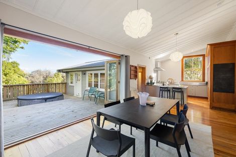 Photo of property in 31 Forest Lake Road, Forest Lake, Hamilton, 3200