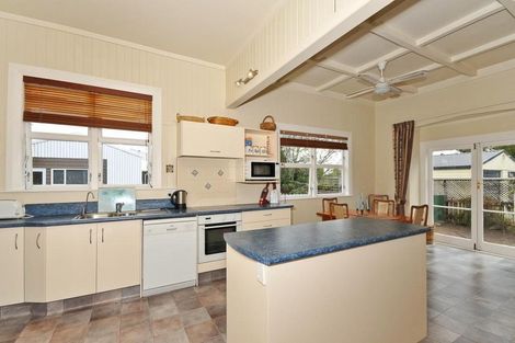 Photo of property in 17 Peachgrove Road, Hamilton East, Hamilton, 3216