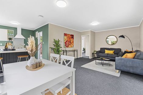 Photo of property in 1/6 Waterloo Place, Westown, New Plymouth, 4310