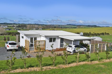 Photo of property in 64 Brown Road, Hakaru, Kaiwaka, 0573
