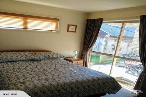 Photo of property in 19 Sovereign Isle Lane, Rototuna, Hamilton, 3210