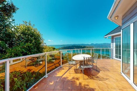 Photo of property in 4 Robieson Street, Roseneath, Wellington, 6011