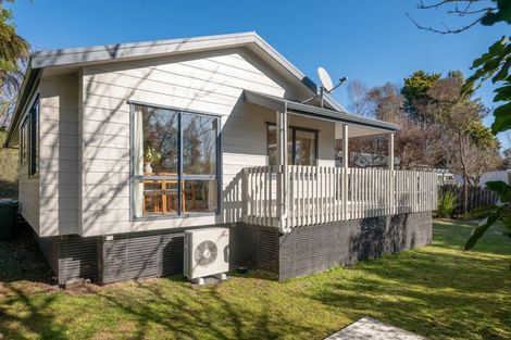 Photo of property in 2/58 Kinloch Road, Kinloch, Taupo, 3377