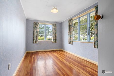 Photo of property in 10 Clement Grove, Taita, Lower Hutt, 5011