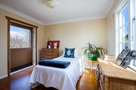 Photo of property in 99 Belt Road, New Plymouth, 4310