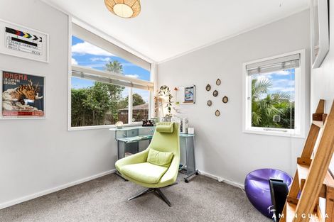 Photo of property in 4 Gladys Avenue, Glenfield, Auckland, 0629
