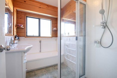 Photo of property in 5 Ted Harpur Place, Onekawa, Napier, 4110