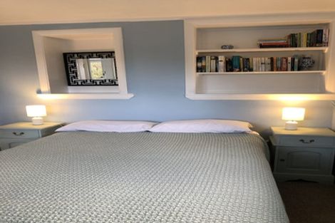 Photo of property in 37 Patanga Crescent, Thorndon, Wellington, 6011