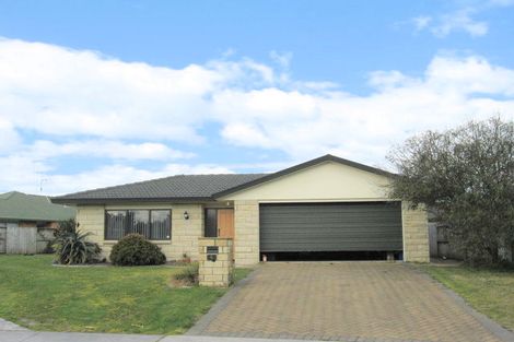 Photo of property in 6 Suffolk Close, Papamoa Beach, Papamoa, 3118