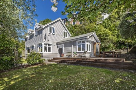 Photo of property in 57 Garden Road, Northland, Wellington, 6012