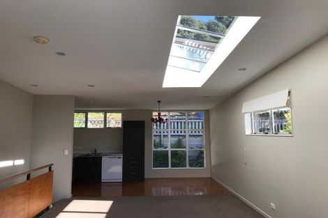 Photo of property in 4/306 Evans Bay Parade, Hataitai, Wellington, 6021