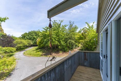 Photo of property in 208 Mapara Road, Acacia Bay, Taupo, 3385