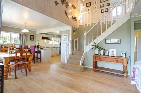 Photo of property in 9 Millen Place, Clarks Beach, 2122