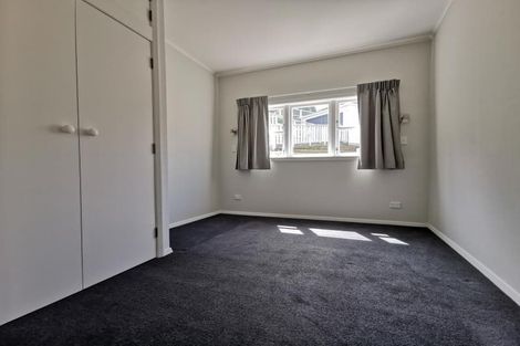 Photo of property in 5 Freeling Street, Island Bay, Wellington, 6023
