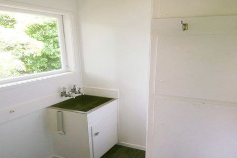 Photo of property in 38 Neal Avenue, Glenfield, Auckland, 0629