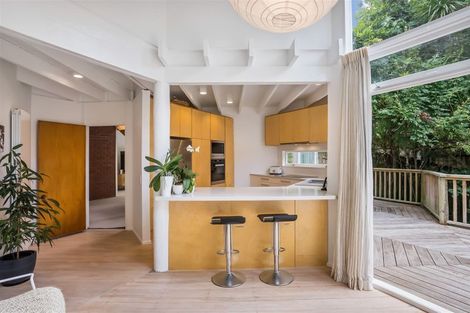 Photo of property in 25 Eastcliffe Road, Castor Bay, Auckland, 0620