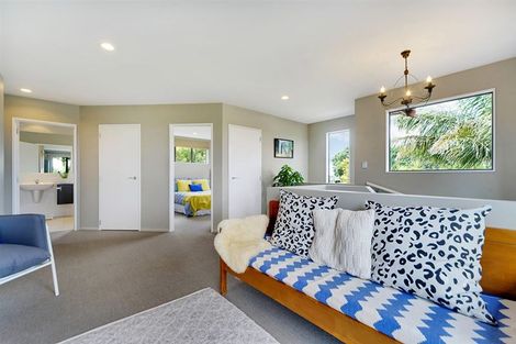 Photo of property in 40a Ngataringa Road, Devonport, Auckland, 0624