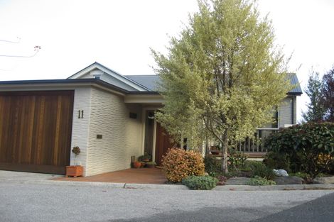 Photo of property in 11 Salmond Place, Queenstown, 9300