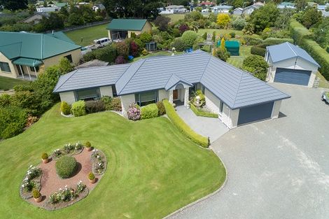 Photo of property in 10 Kenwyn Drive, Carterton, 5713