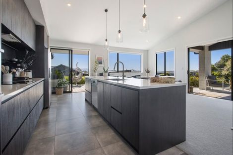 Photo of property in 2 Kingson Court, Omokoroa, 3114