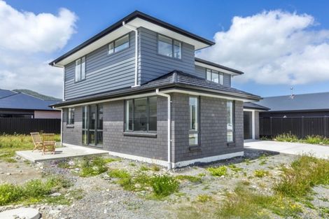 Photo of property in 31 Gilruth Road, Wallaceville, Upper Hutt, 5018