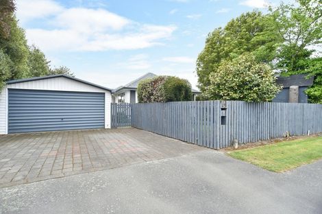 Photo of property in 42 Croziers Road, St Albans, Christchurch, 8052
