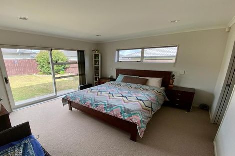 Photo of property in 8 Disley Road, Wattle Downs, Auckland, 2103